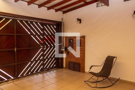 Casa à venda com 120m², 2 quartos e 2 vagasGaragem