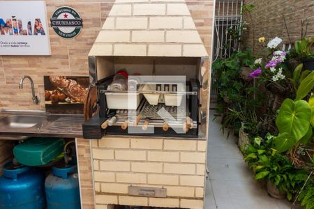 Casa à venda com 120m², 2 quartos e 2 vagasChurrasqueira