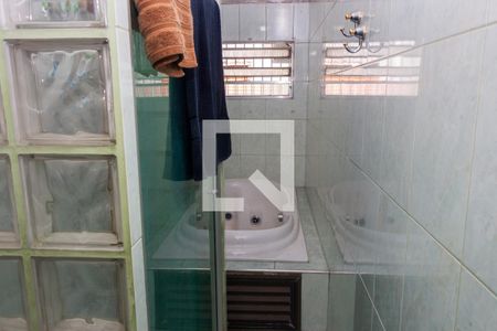 Casa à venda com 120m², 2 quartos e 2 vagasBanheiro da Suíte 2