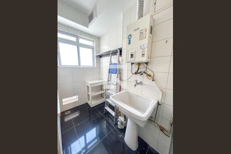 Apartamento à venda com 147m², 3 quartos e 3 vagas Apartamento à venda com 147m², 3 quartos e 3 vagasÁrea de Serviço