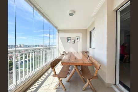 Apartamento à venda com 147m², 3 quartos e 3 vagas Apartamento à venda com 147m², 3 quartos e 3 vagasVaranda Gourmet