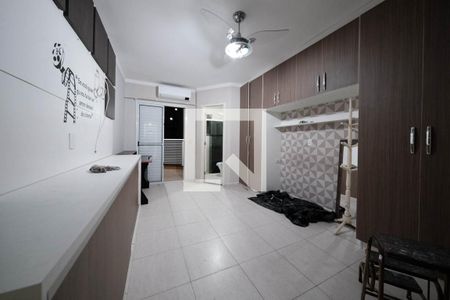 Casa para alugar com 165m², 3 quartos e 5 vagasSuíte