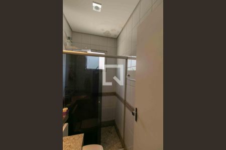 Apartamento à venda com 115m², 2 quartos e 1 vaga Apartamento à venda com 115m², 2 quartos e 1 vagaBanheiro 1