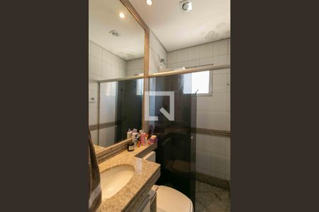 Apartamento à venda com 115m², 2 quartos e 1 vaga Apartamento à venda com 115m², 2 quartos e 1 vagaBanheiro 1