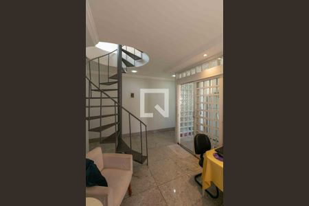 Apartamento à venda com 115m², 2 quartos e 1 vaga Apartamento à venda com 115m², 2 quartos e 1 vagaSala 2