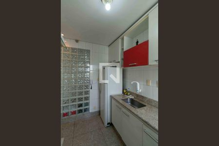Apartamento à venda com 115m², 2 quartos e 1 vaga Apartamento à venda com 115m², 2 quartos e 1 vagaCozinha
