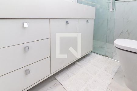 Apartamento à venda com 245m², 3 quartos e 6 vagasBanheiro da Suíte 1