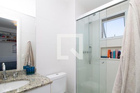 Apartamento à venda com 245m², 3 quartos e 6 vagasBanheiro da Suíte 2