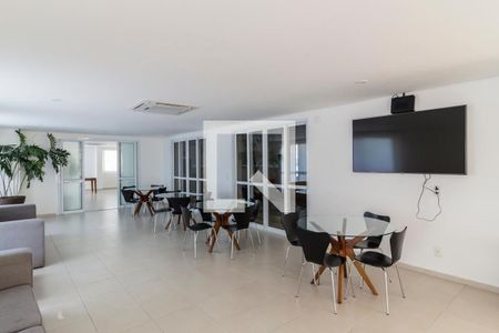 Apartamento à venda com 245m², 3 quartos e 6 vagasSalão de Festas