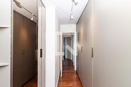 Apartamento à venda com 245m², 3 quartos e 6 vagasSuíte 