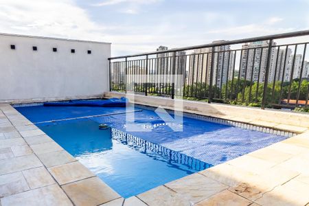 Apartamento à venda com 245m², 3 quartos e 6 vagasPiscina