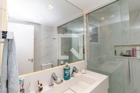 Apartamento à venda com 245m², 3 quartos e 6 vagasBanheiro da Suíte 1