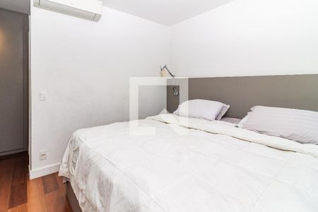 Apartamento à venda com 245m², 3 quartos e 6 vagasSuíte 