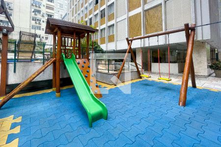Apartamento para alugar com 151m², 3 quartos e 1 vagaÁrea comum - Playground