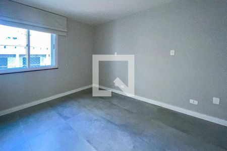 Apartamento para alugar com 151m², 3 quartos e 1 vagaSuíte