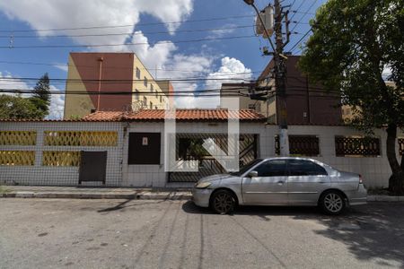 Apartamento para alugar com 48m², 2 quartos e sem vaga Apartamento para alugar com 48m², 2 quartos e sem vagaFachada