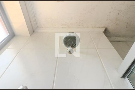 Apartamento à venda com 61m², 1 quarto e 2 vagasBanheiro