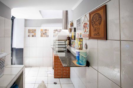 Casa à venda com 185m², 3 quartos e 2 vagasÁrea de Serviço