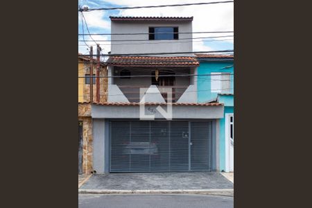 Casa à venda com 185m², 3 quartos e 2 vagasFachada
