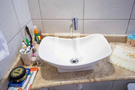 Casa à venda com 185m², 3 quartos e 2 vagasBanheiro da Suíte 2