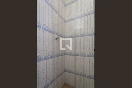 Casa à venda com 100m², 3 quartos e 2 vagas Casa à venda com 100m², 3 quartos e 2 vagasBanheiro da Suíte