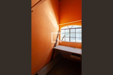 Casa à venda com 100m², 3 quartos e 2 vagas Casa à venda com 100m², 3 quartos e 2 vagasSuíte - Escritório