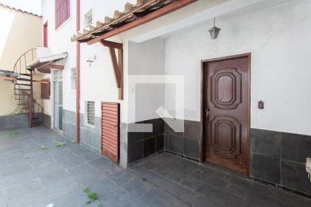 Casa à venda com 100m², 3 quartos e 2 vagas Casa à venda com 100m², 3 quartos e 2 vagasGaragem