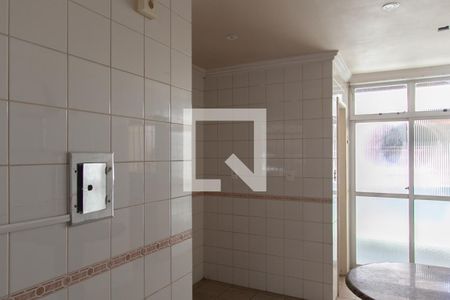 Casa à venda com 100m², 3 quartos e 2 vagas Casa à venda com 100m², 3 quartos e 2 vagasBanheiro de serviço