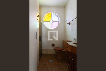 Casa à venda com 100m², 3 quartos e 2 vagas Casa à venda com 100m², 3 quartos e 2 vagasBanheiro Social