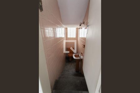 Casa à venda com 100m², 3 quartos e 2 vagas Casa à venda com 100m², 3 quartos e 2 vagasLavabo