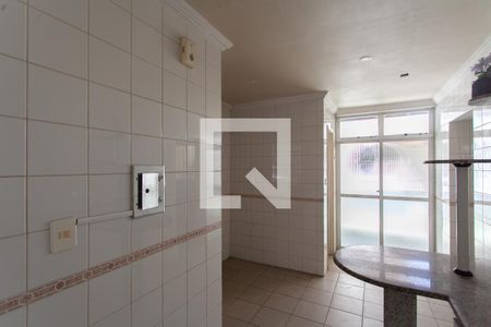 Casa à venda com 100m², 3 quartos e 2 vagas Casa à venda com 100m², 3 quartos e 2 vagasCozinha