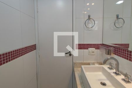 Apartamento à venda com 110m², 4 quartos e 2 vagasBanheiro Social
