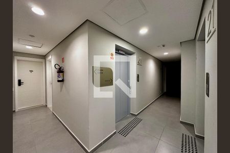 Studio para alugar com 25m², 0 quarto e sem vagaHall Apartamento