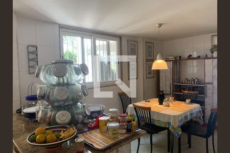 Casa à venda com 4 quartos, 623m² em São Francisco, Niterói