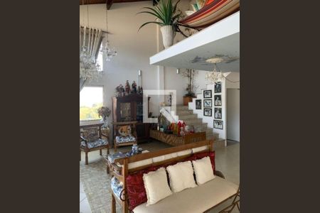 Casa à venda com 4 quartos, 623m² em São Francisco, Niterói