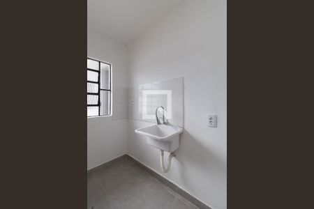 Área de Serviço de casa para alugar com 2 quartos, 70m² em Cidade Antônio Estêvão de Carvalho, São Paulo