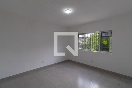 Quarto 1 de casa para alugar com 2 quartos, 70m² em Cidade Antônio Estêvão de Carvalho, São Paulo