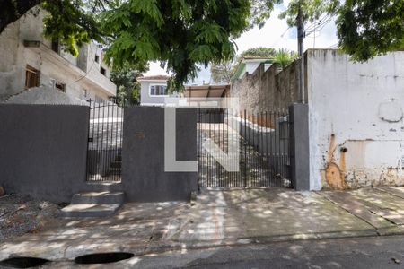 Fachada de casa para alugar com 2 quartos, 70m² em Cidade Antônio Estêvão de Carvalho, São Paulo