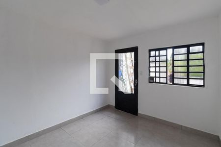 Quarto de Serviço de casa para alugar com 2 quartos, 70m² em Cidade Antônio Estêvão de Carvalho, São Paulo