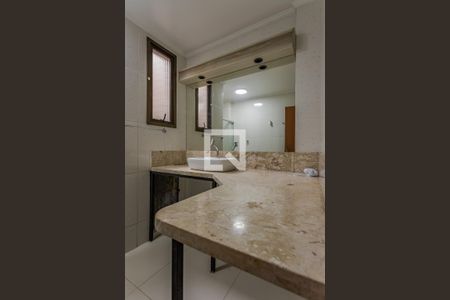 Apartamento à venda com 110m², 3 quartos e sem vagaBanheiro