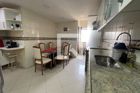 Apartamento para alugar com 150m², 3 quartos e 3 vagasCozinha
