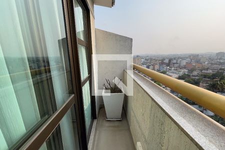 Apartamento para alugar com 150m², 3 quartos e 3 vagasVaranda