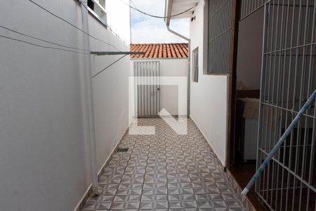 Casa à venda com 300m², 3 quartos e 4 vagasFRENTE EDÍCULA