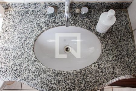 Casa à venda com 300m², 3 quartos e 4 vagasBANHEIRO SOCIAL PISO SUPERIOR