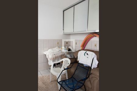 Casa à venda com 300m², 3 quartos e 4 vagasQUARTO ÁREA EXTERNA FUNDOS