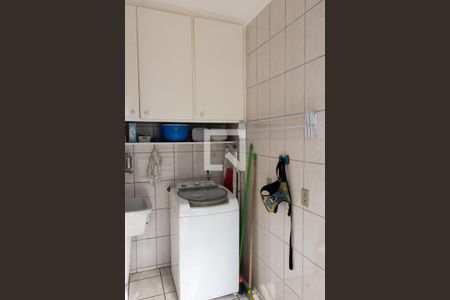 Casa à venda com 300m², 3 quartos e 4 vagasÁREA DE SERVIÇO