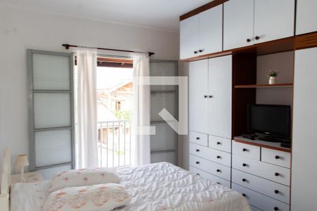 Casa à venda com 300m², 3 quartos e 4 vagasSUITE