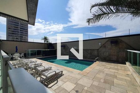 Apartamento à venda com 141m², 3 quartos e 3 vagas Apartamento à venda com 141m², 3 quartos e 3 vagasPiscina