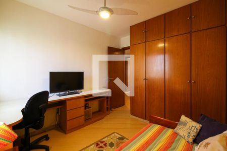Quarto 1 de apartamento para alugar com 4 quartos, 136m² em Pinheiros, São Paulo