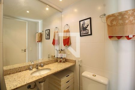 Apartamento à venda com 140m², 2 quartos e 1 vagaBanheiro Social 2